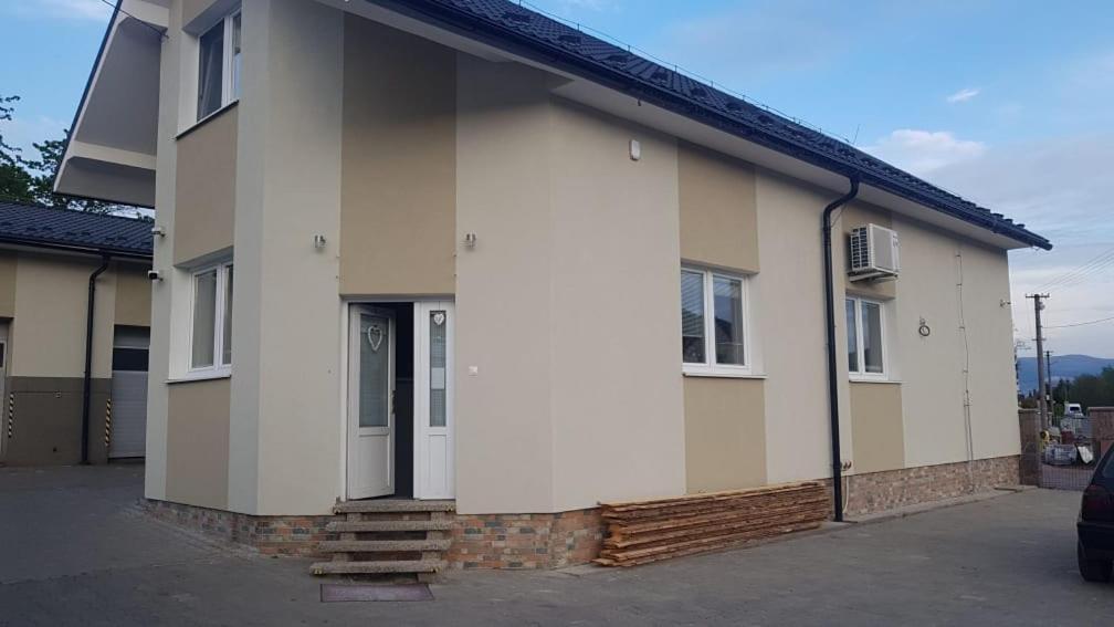 P&P Apartmany Бойнице Екстериор снимка