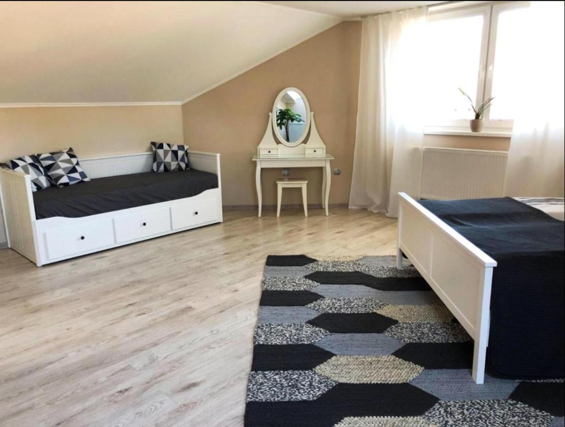 P&P Apartmany Бойнице Екстериор снимка